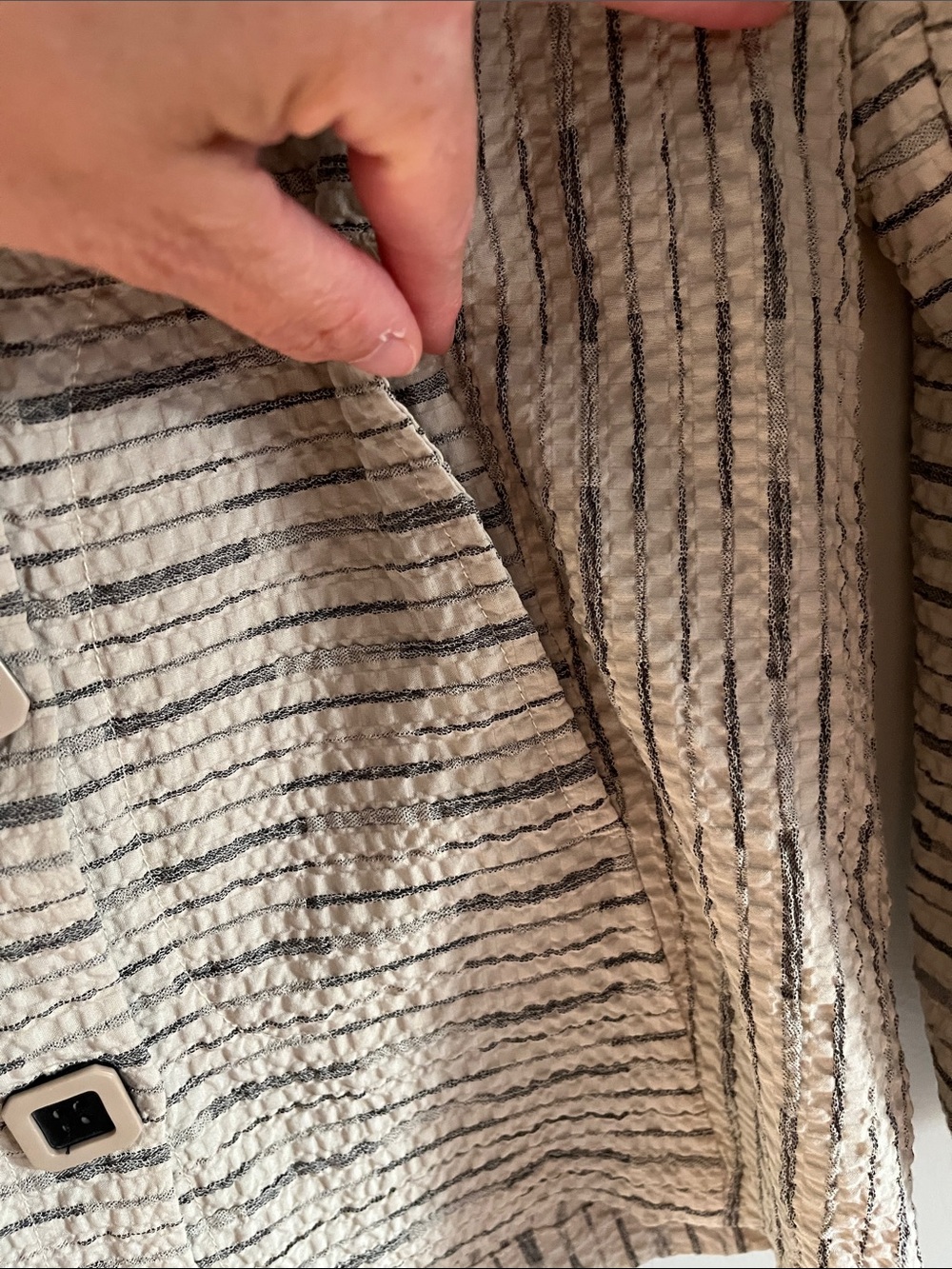 Habitat Crinkle Pinstripe Jacket Size M 3/4 Sleeve Lightweight Like New - Picture 4 of 10